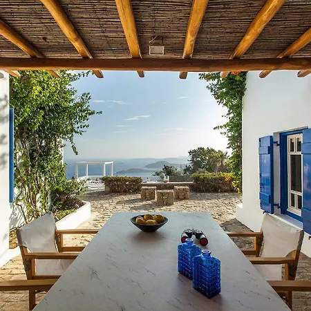 Amazing 6bed In Agios Lazaros Mykonos