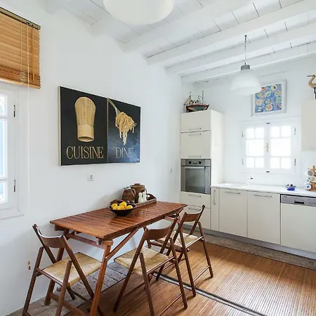 Amazing 6bed In Agios Lazaros Mykonos