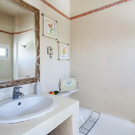 Villa Amazing 6bed In Agios Lazaros Mykonos Psarou (Mykonos)